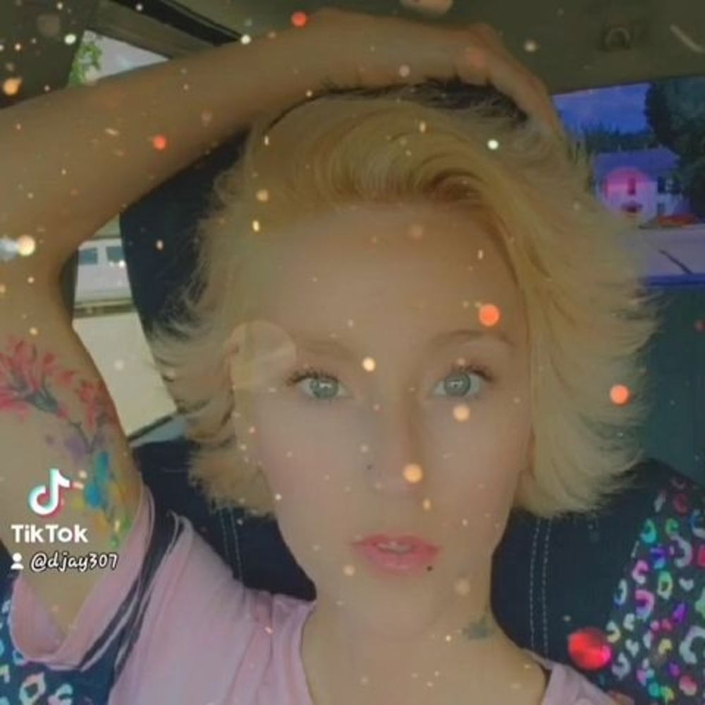 Meet your Posher, D jay